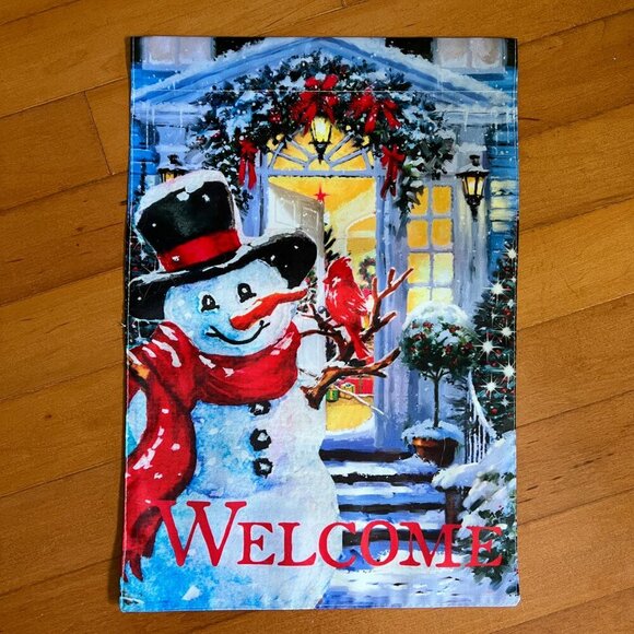 Lot of 4 Lawn‎ Flags Garden Christmas Winter St Patricks Day Love Birds Gnomes - Picture 10 of 10